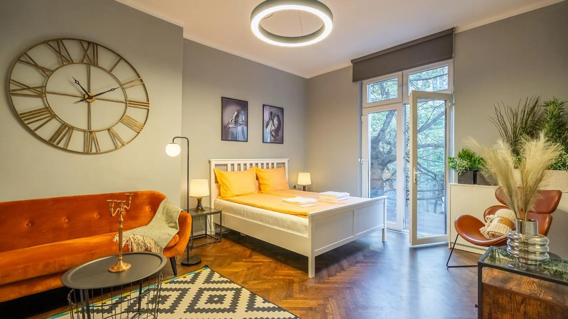 Vip Apartment Vitosha 69 Blvd 3 Bdrm - Top Location Sofia