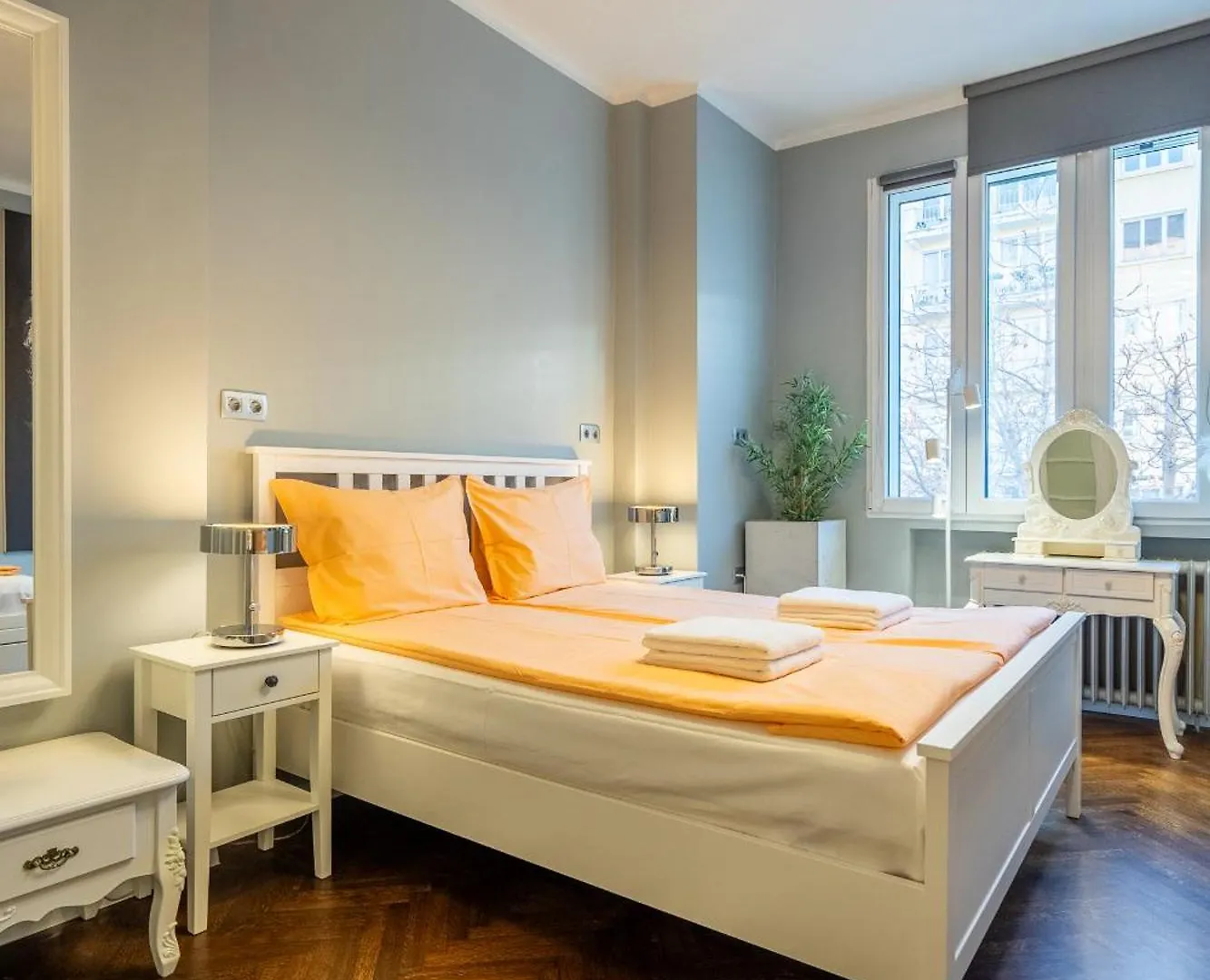 Vip Apartment Vitosha 69 Blvd 3 Bdrm - Top Location Sofia Bulgaria