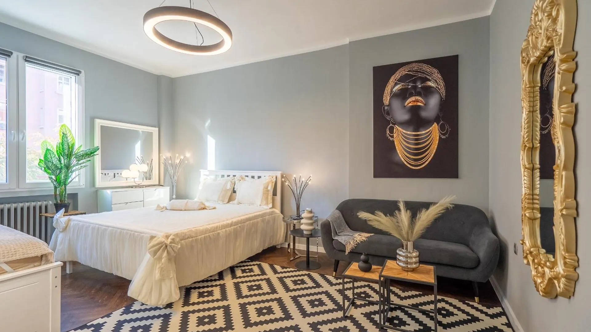 Vip Apartment Vitosha 69 Blvd 3 Bdrm - Top Location Sofia