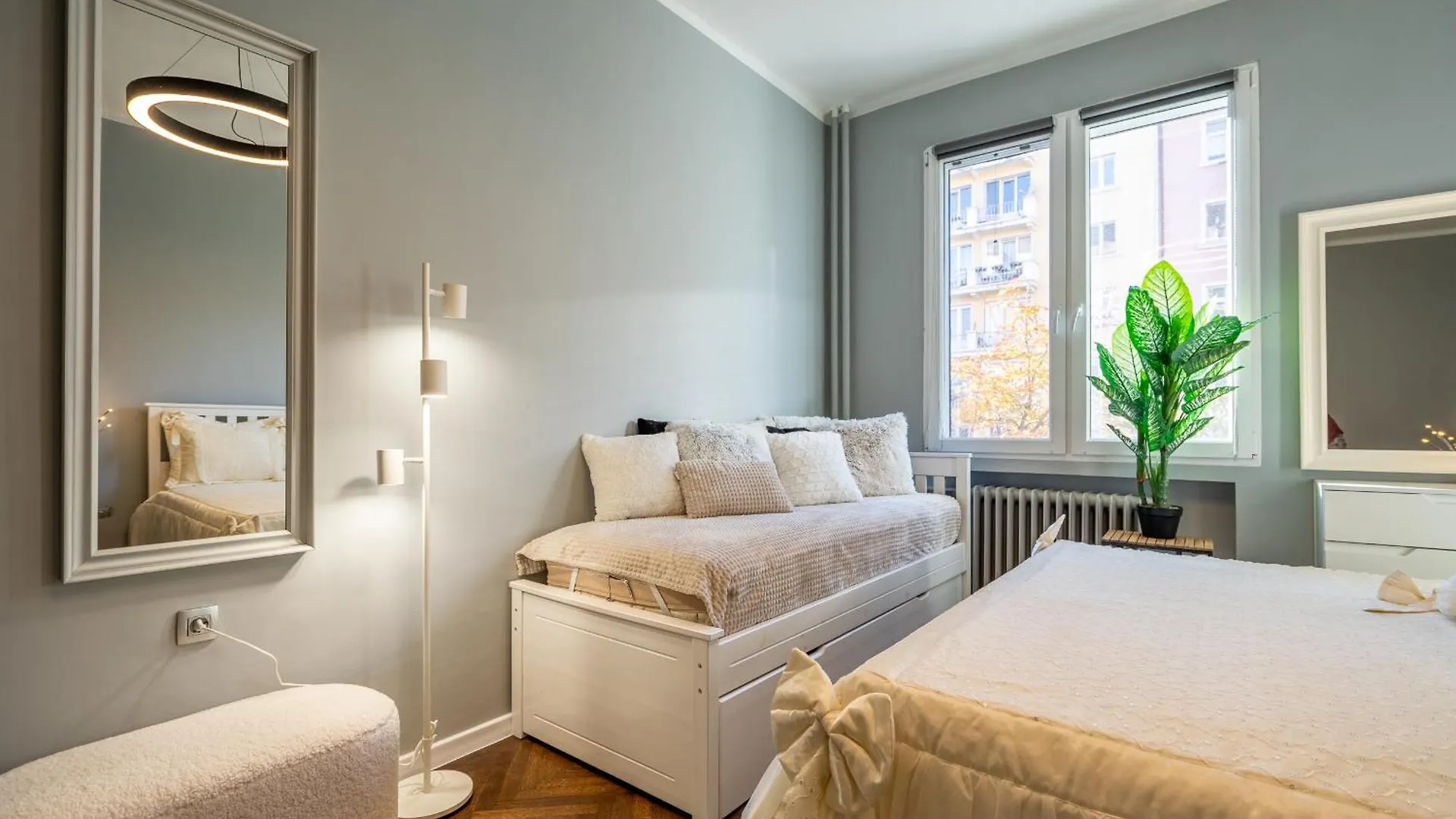 Vip Apartment Vitosha 69 Blvd 3 Bdrm - Top Location Sofia